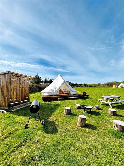 beachside glamping dale  The nearest beach is a few minutes’ walk across the country lane, where kids can spend hours crabbing and searching the rock pools for creatures of the sea – but you have many other lovely options nearby too